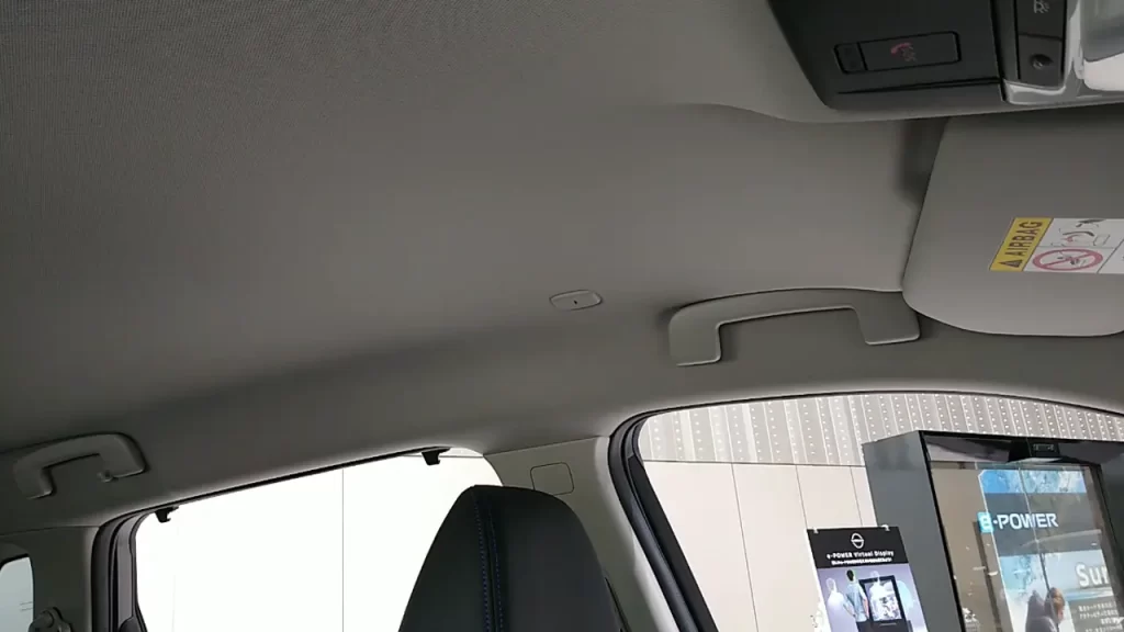 アクティブノイズキャンセラーのマイク（T33, X-TRAIL）